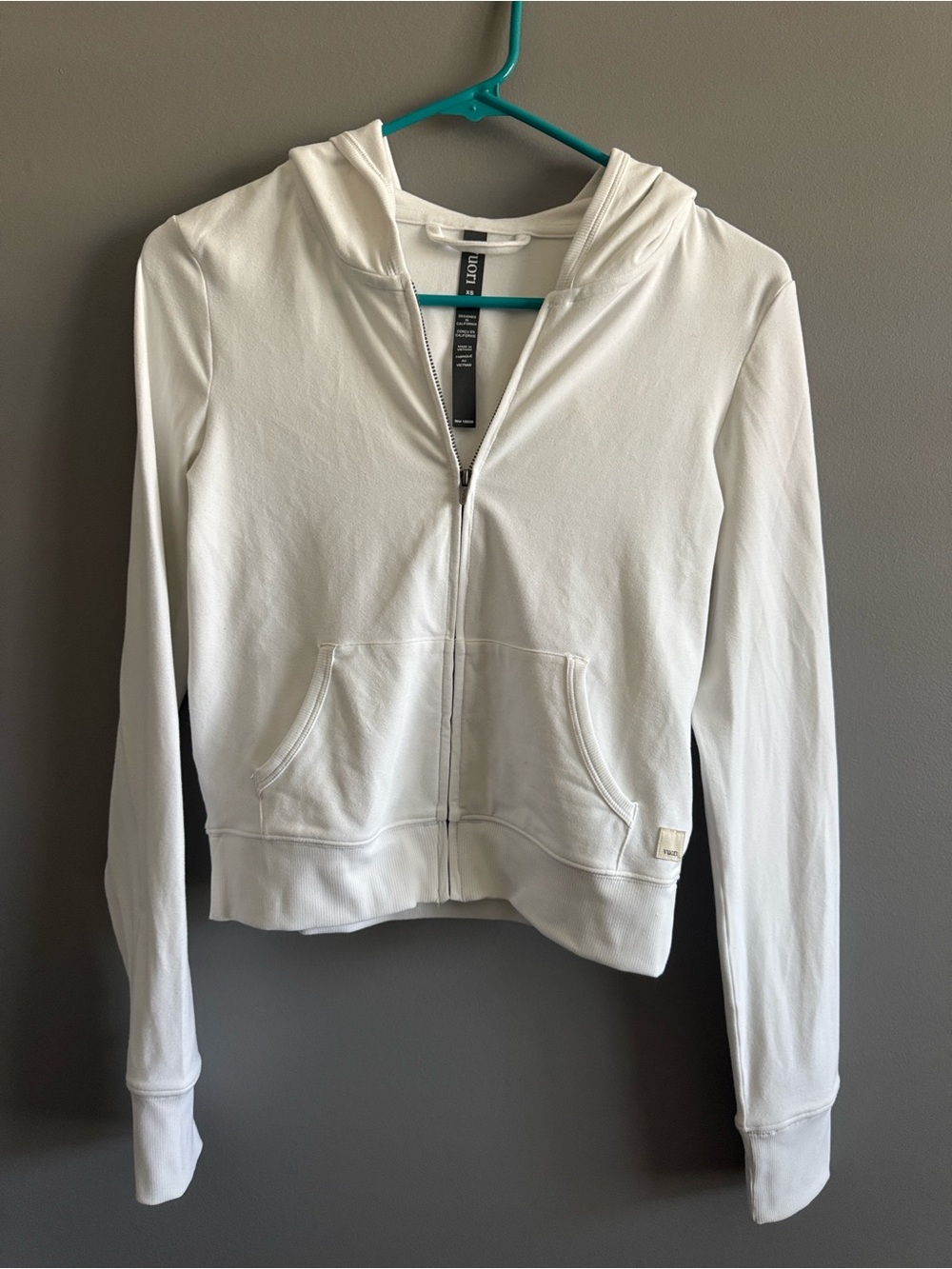 Vuori Halo White Zip Hoodie - Women's Lightweight Full-Zip